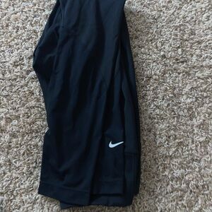 black nike leggings